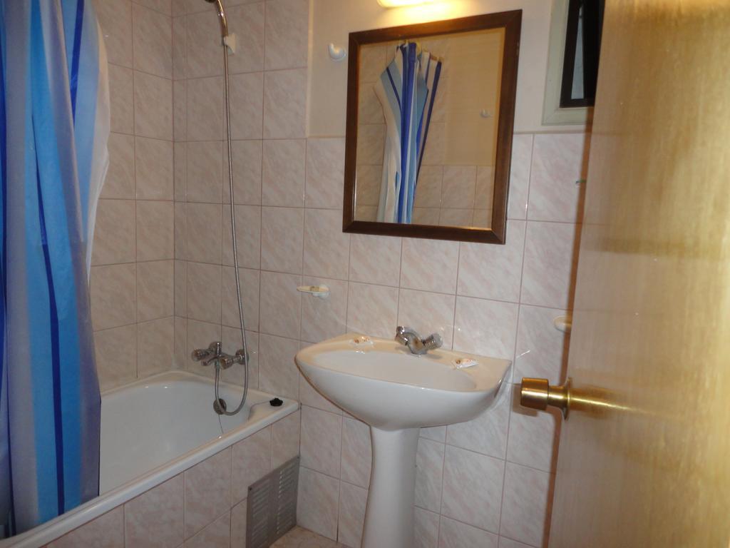 לה סרנה Hotel Del Cid חדר תמונה
