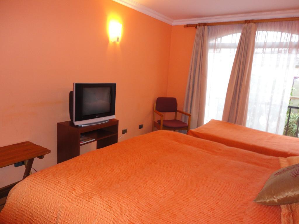 לה סרנה Hotel Del Cid מראה חיצוני תמונה
